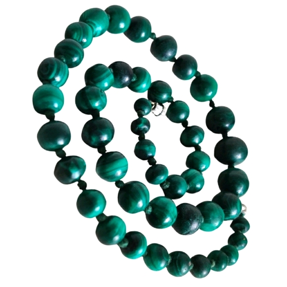 Vintage hand carved genuine graduated striped malachite beads necklace - Picture 4 of 16